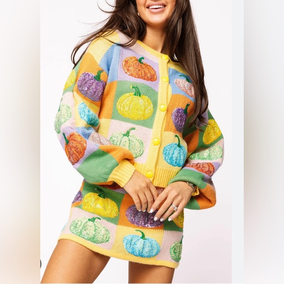 QUEEN OF SPARKLES Tops - Queen of Sparkles pumpkin cardigan